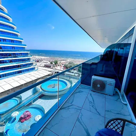 White Titanic Luxury Sea View * 那沃达利