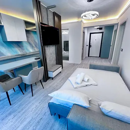 White Titanic Luxury Sea View