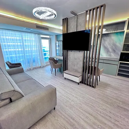 White Titanic Luxury Sea View * Navodari