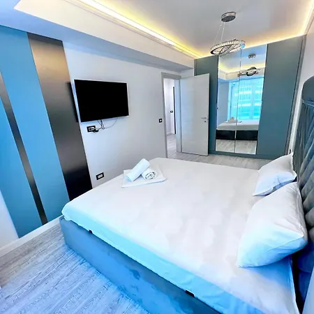 White Titanic Luxury Sea View Navodari