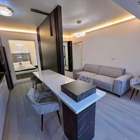 White Titanic Luxury Sea View