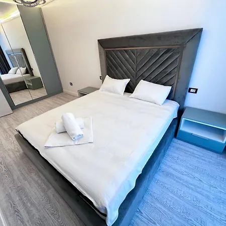 Apartment White Titanic Luxury Sea View Navodari