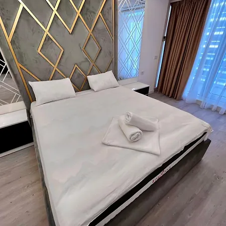 White Titanic Luxury Sea View Navodari