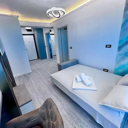 Apartment White Titanic Luxury Sea View Navodari