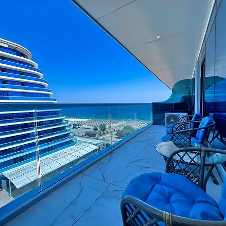 White Titanic Luxury Sea View * Navodari